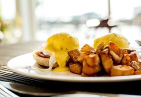 SALA Samui Chaweng Beach Resort