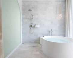 SALA Samui Chaweng Beach Resort