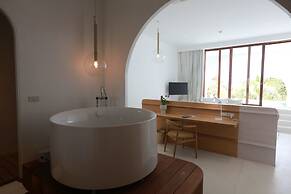 SALA Samui Chaweng Beach Resort