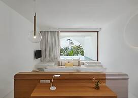 SALA Samui Chaweng Beach Resort