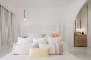 SALA Samui Chaweng Beach Resort