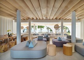 SALA Samui Chaweng Beach Resort