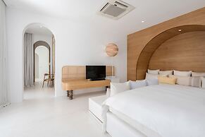 SALA Samui Chaweng Beach Resort