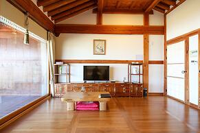 Hanok Hotel Odongjae
