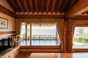 Hanok Hotel Odongjae