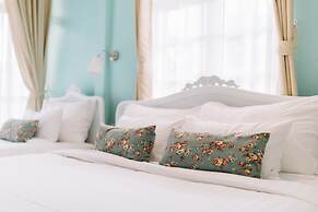 Nai Suan Bed and Breakfast