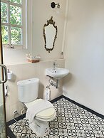 Nai Suan Bed and Breakfast