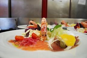 Mayflower Beach Hotel