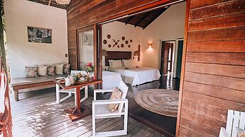 Madeiro Beach Hotel And Resort