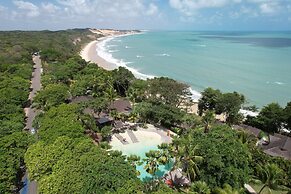 Madeiro Beach Hotel And Resort