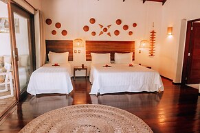 Madeiro Beach Hotel And Resort