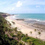 Madeiro Beach Hotel And Resort