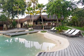 Madeiro Beach Hotel And Resort