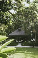 Madeiro Beach Hotel And Resort