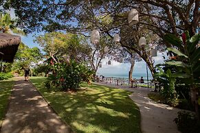 Madeiro Beach Hotel And Resort