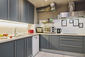 The Legacy by 2GO4 City Center