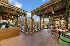 Faleza Hotel by Vega