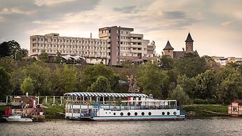 Faleza Hotel by Vega