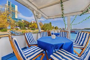 Faleza Hotel by Vega