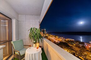 Faleza Hotel by Vega