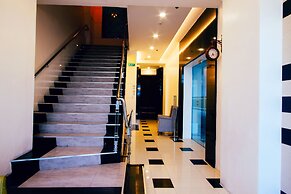 Facade by Hotel Fina