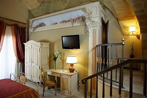 Kelina Charme Hotel by Cantine Due Palme