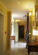 Kelina Charme Hotel by Cantine Due Palme