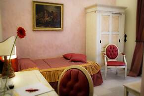 Kelina Charme Hotel by Cantine Due Palme
