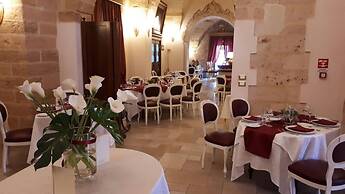 Kelina Charme Hotel by Cantine Due Palme