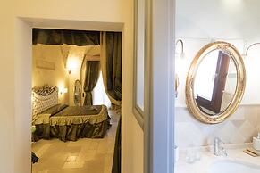 Kelina Charme Hotel by Cantine Due Palme