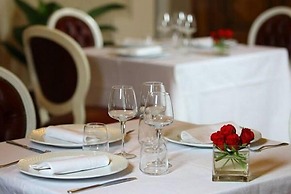 Kelina Charme Hotel by Cantine Due Palme