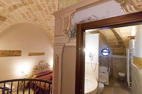 Kelina Charme Hotel by Cantine Due Palme