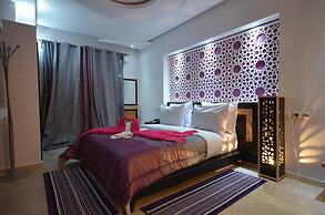 Hotel Pyramides