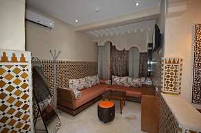 Hotel Pyramides