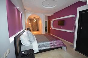 Hotel Pyramides
