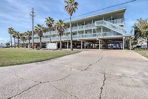 The Cove 217a 1 Bedroom Condo by RedAwning