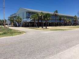 The Cove 217a 1 Bedroom Condo by RedAwning