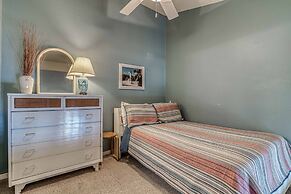 The Cove 217a 1 Bedroom Condo by RedAwning