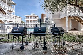 The Cove 217a 1 Bedroom Condo by RedAwning