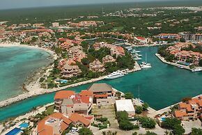 Porto Bello Gran Marina by GuruHotel