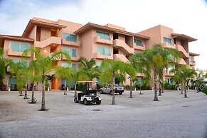 Porto Bello Gran Marina by GuruHotel