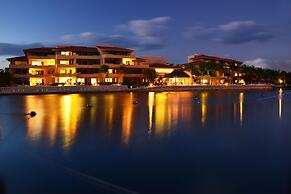 Porto Bello Gran Marina by GuruHotel