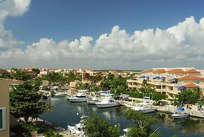 Porto Bello Gran Marina by GuruHotel