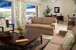 Porto Bello Gran Marina by GuruHotel