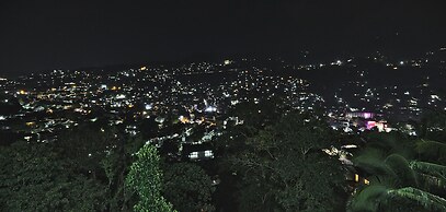 Kandyan Bluestar Villa