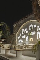 Sandal Alaçatı - Adults Only