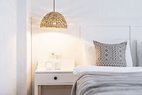 Sandal Alaçatı - Adults Only