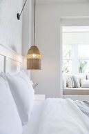 Sandal Alaçatı - Adults Only