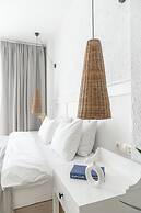 Sandal Alaçatı - Adults Only