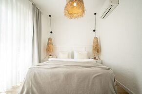 Sandal Alaçatı - Adults Only